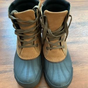 Sorel waterproof snow boots.